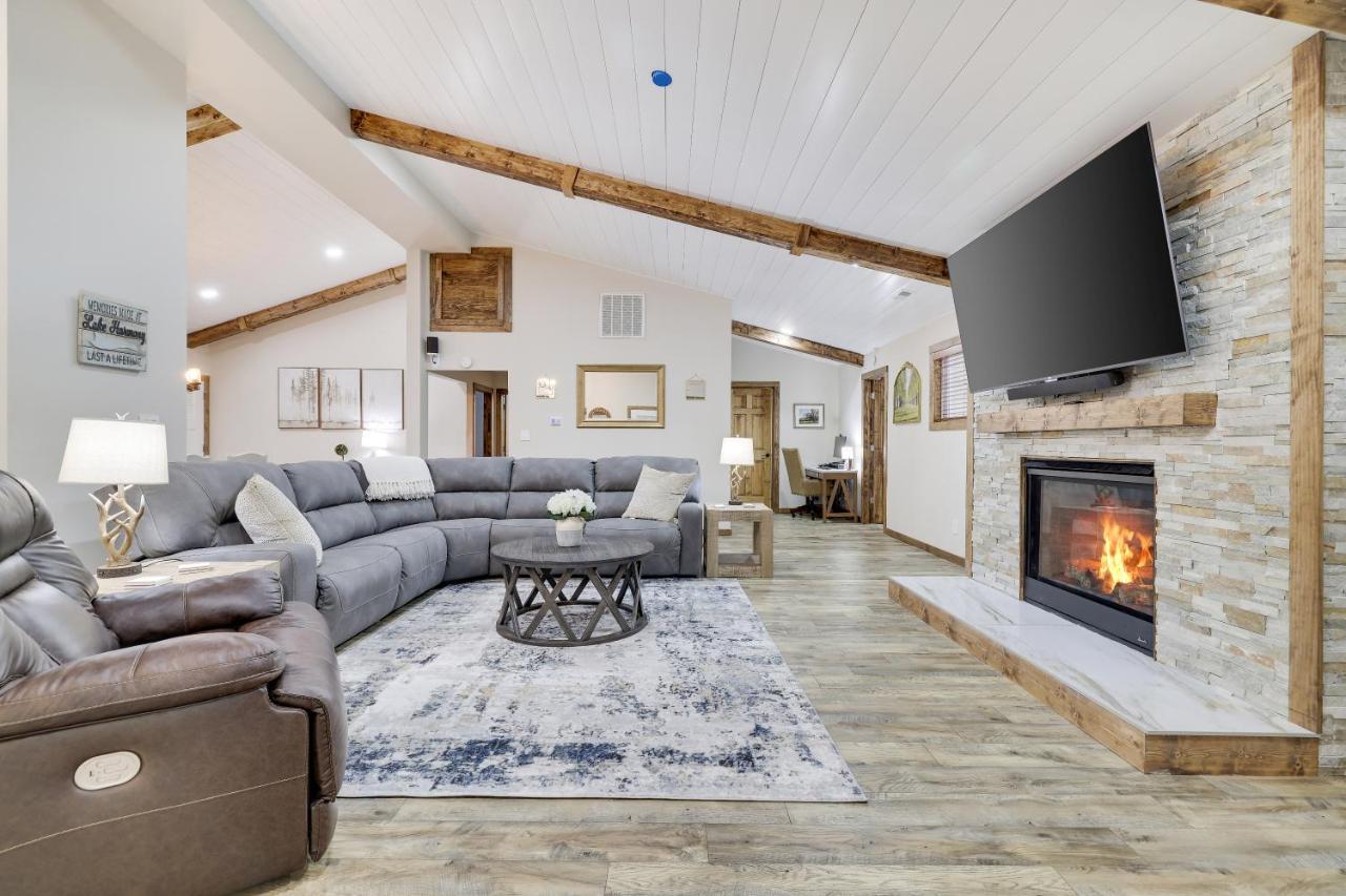 Whiskey Pines Retreat! Single Level Home, Outdoor Firepit, Ac, Bbq! Sleeps 9 In Lake Harmony! Exterior foto